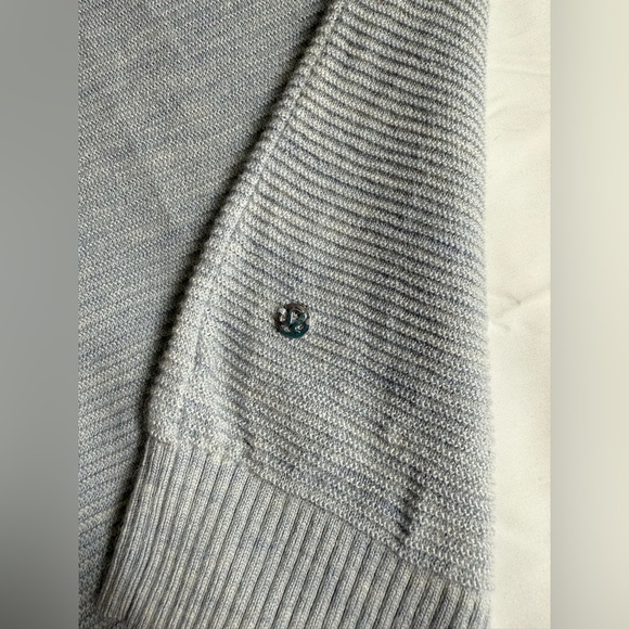 LULULEMON Athletica Light Gray Simply Wool ribbed sweater size 4 - Picture 4 of 15